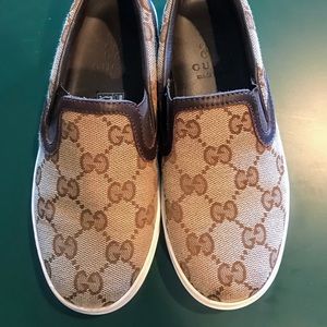 Gucci shoes